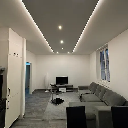 Apartment The Alps 1 *