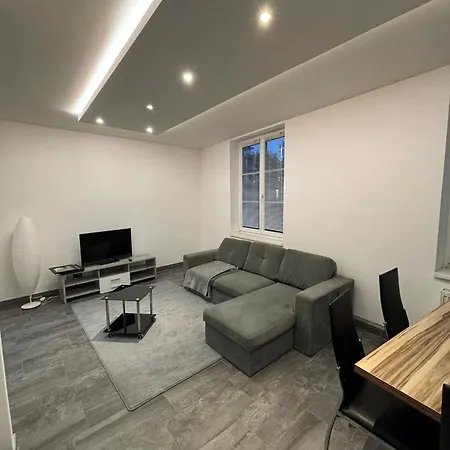 Apartment The Alps 1 *